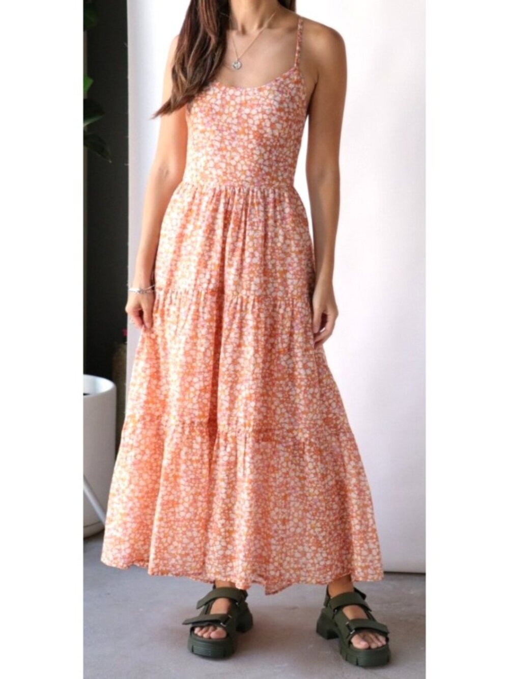 Xirena Women's Sz XS Floral Owynn Dress With Adjustable Straps Tiered Skirt